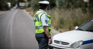Η ΕΛ.ΑΣ. με σημερινή (13/05) ανακοίνωση που εξέδωσε αναφέρεται σε άλλες δύο συλλήψεις οδηγών χωρίς δίπλωμα σε Αγρίνιο και Αιτωλικό.