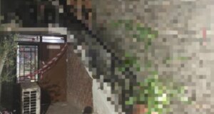 Στο Αγρίνιο άνδρες της ΕΛ.ΑΣ. εντόπισαν σε σπίτι ανθρώπινα λείψανα και άψυχο σώμα σκύλου σε προχωρημένη σήψη