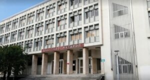 Στο Αγρίνιο σημειώθηκαν 7 συλλήψεις για την υπόθεση παράνομων επιδομάτων και συνταγογραφήσεων - Το μεσημέρι στον Εισαγγελέα