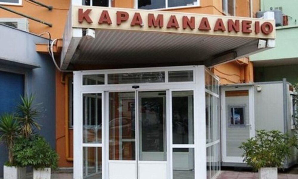 Η Ναύπακτος σε σοκ, αφού ένα κοριτσάκι έπεσε την 23η Ιουνίου 2025 από το μπαλκόνι του σπιτιού του, εκτός κινδύνου στο «Καραμανδάνειο»