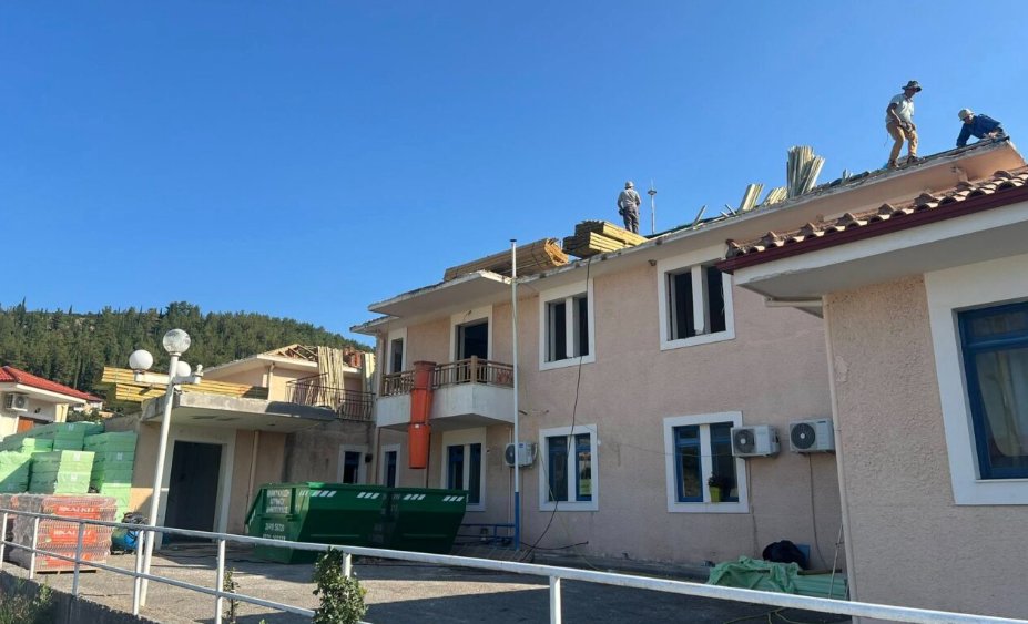 Στο Κέντρο Υγείας Θέρμου προχωρά εντατικά η ανακατασκευή με χρηματοδότηση 1.500.000 ευρώ από το Ταμείο Ανάκαμψης.