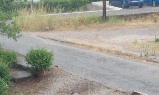 Στο Αγρίνιο σημειώθηκε έντονη νεροποντή το μεσημέρι της 21ης Ιουνίου, δηλαδή της μεγαλύτερης ημέρας του χρόνου!
