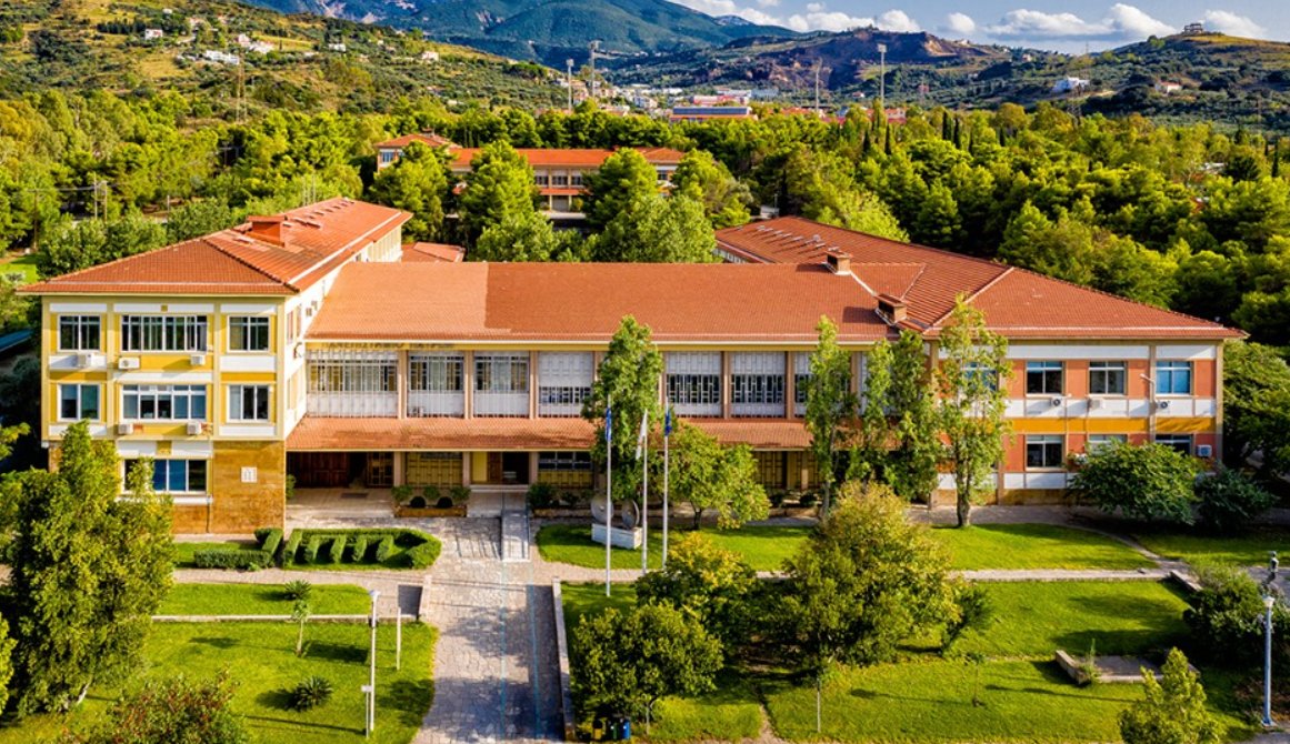 Στο Πανεπιστήμιο Πατρών τα αδέσποτα ζώα έχουν γίνει ο φόβος και ο τρόμος των φοιτητών - Οι σοβαρές καταγγελίες στην Εφημερίδα «Συνείδηση» για τις επιθέσεις που έχουν δεχθεί