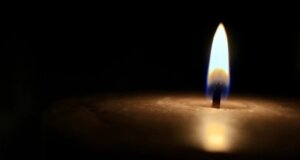 Το Θέρμο πενθεί μετά τη θλιβερή είδηση πως η Αφροδίτη Σιαδήμα το γένος Τόλια άφησε την τελευταία της πνοή σε ηλικία 61 ετών.