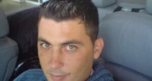 Ο Νίκος Βασιλόπουλος έφυγε από τη ζωή σε ηλικία 40 ετών και στον Πέρκο Ναυπακτίας η θλίψη όλων είναι απέραντη.