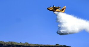 Ο Πλατανίτης Ναυπακτίας έζησε πολύ δύσκολες ώρες με αφορμή τη μεγάλη πρωινή φωτιά και η αιτία φαίνεται πως είναι ο εμπρησμός.