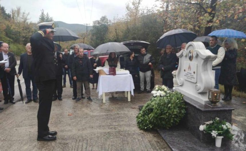 Αν και πέρασαν 22 χρόνια από την Πυροσβεστική Υπηρεσία δεν ξεχνούν τον Αγρινιώτη Πυρονόμο Ιωάννη Κωστάκη
