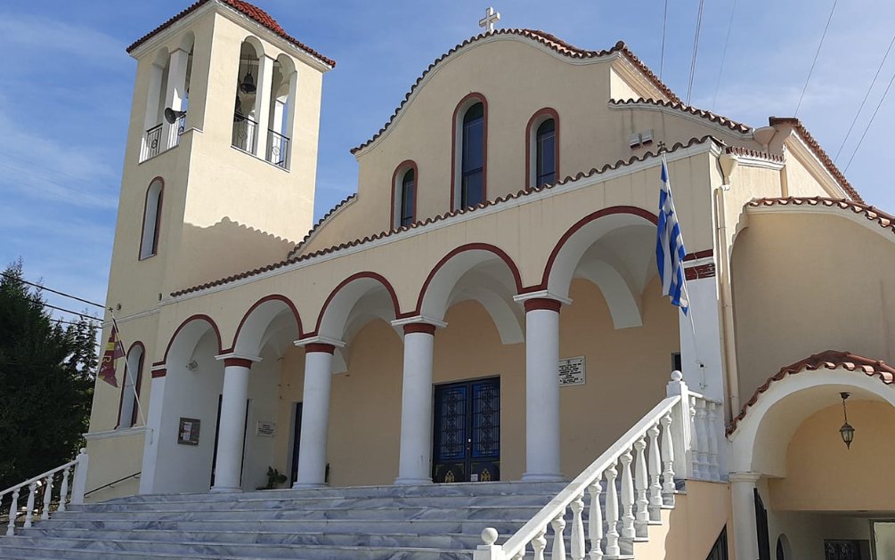 Στην Πάτρα ένας 67χρονος άνδρας κατέρρευσε στον Ιερό Ναό της Αγίας Μαρίνας και πέθανε