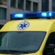 Στην Πλαγιά Λευκάδας ένας νεαρός άνδρας βρέθηκε χτυπημένος στον δρόμο, προκαλώντας αναστάτωση σε κατοίκους και επισκέπτες.