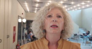 Η Δήμητρα Αβράμπου εκφράζει το δικό της «ευχαριστώ» σε όσους της συμπαραστάθηκαν μετά την απώλεια του αδερφού της.