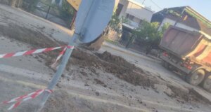 Σοβαρή καθίζηση σημειώθηκε στο Καινούργιο, στον δρόμο που συνδέεται με το Παναιτώλιο - Θέμα χρόνου η αποκατάσταση της βλάβης.