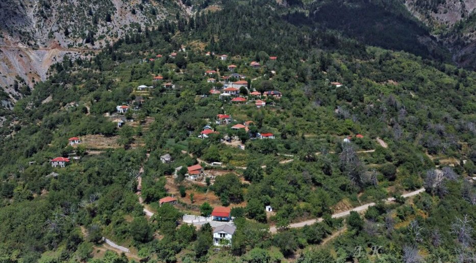 Στο Θέρμο το Αργυρό Πηγάδι σύμφωνα με την Κοιν.Σ.Επ. αντιμετωπίζει σοβαρό πρόβλημα και αυτό αφορά στους χωματόδρομους.