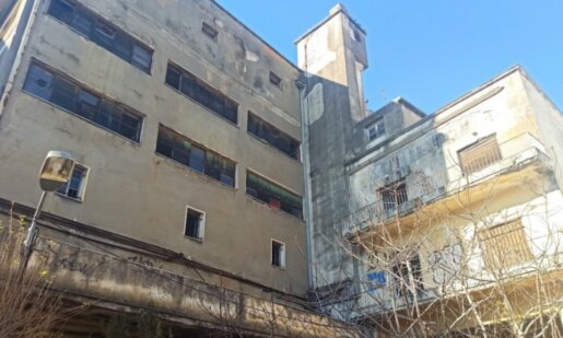 Το Αγρίνιο εκπέμπει SOS και αυτό γιατί η δημόσια περιουσία ρημάζει - Χρόνια εγκατάλειψη χωρίς σχέδιο αξιοποίησης.
