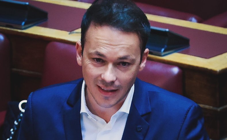 Ο Μίλτος Ζαμπάρας προειδοποιεί άπαντες στη Βουλή για την υποβάθμιση των Σχολικών Νοσηλευτών και τον κίνδυνο για χιλιάδες μαθητές.