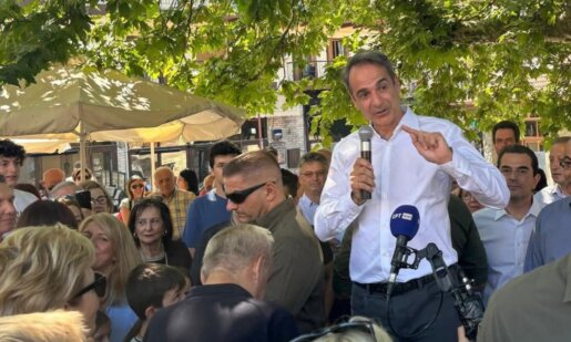 Ο Κυριάκος Μητσοτάκης επισκέφθηκε το Καρπενήσι και μίλησε μόνο για το Καρπενήσι - Λαμία, όχι για το Αγρίνιο - Καρπενήσι!