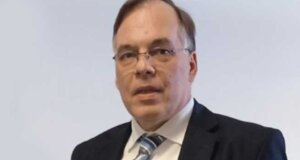 Ο Μιχαήλ Σερασκέρης παραμένει Διοικητής στο Νοσοκομείο Αγρινίου, ενώ η Ελένη Φιλιπποπούλου συνεχίζει στο Νοσοκομείο Ι.Π. Μεσολογγίου.
