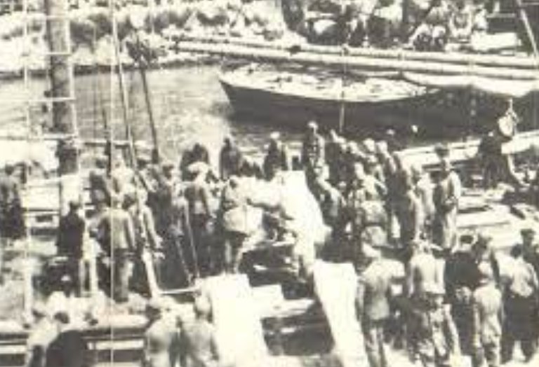 Ήταν 13 Ιουλίου του 1944 όταν στην Πάτρα οι Γερμανοί εκτέλεσαν 15 Ναυπάκτιους, όπως αναφέρει ο Δημήτριος Κωνσταντόπουλος.