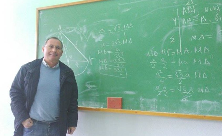 Ο Παναγιώτης Δρέλλιας είναι ο Αγρινιώτης που υπηρέτησε την Εκπαίδευση για 40 ολόκληρα χρόνια και τώρα ήρθε η ώρα της αποχώρησης!