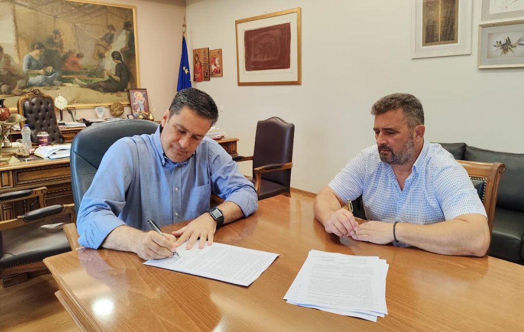 Ο Δήμος Αγρινίου προχώρησε στην υπογραφή σύμβασης για την Ανάδειξη Πεζοπορικών Μονοπατιών, σύμφωνα με τα όσα αναφέρει ο Δήμαρχος, Γιώργος Παπαναστασίου.