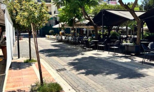Ναι, είναι Κυριακή και όχι Κυριακή Μαρτίου αλλά Κυριακή Ιουλίου και στο Αγρίνιο τι; είναι η πόλη που... κοιμούνται όλοι ή έχουν πάει διακοπές;