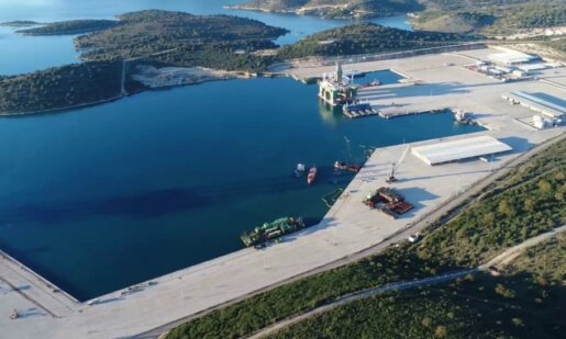 Ο Αστακός ζει στιγμές δόξας, αφού «ξεκλειδώνει» mega-επένδυση 650 εκατομμυρίων ευρώ στο Πλατυγιάλι!