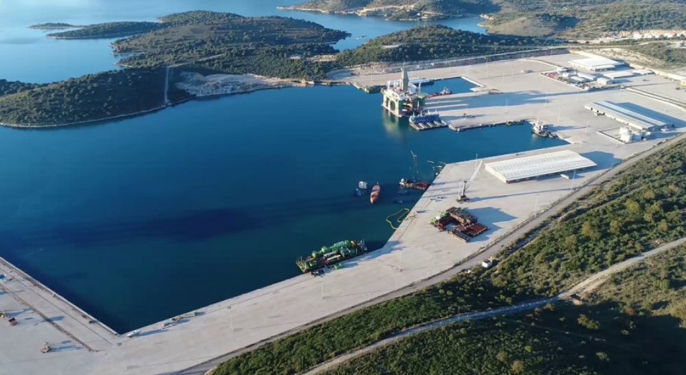 Ο Αστακός ζει στιγμές δόξας, αφού «ξεκλειδώνει» mega-επένδυση 650 εκατομμυρίων ευρώ στο Πλατυγιάλι!