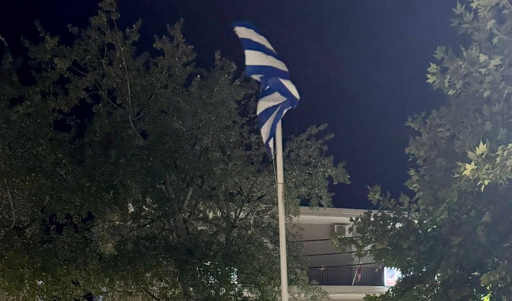 Ο Αντιδήμαρχος Αγρινίου Λάμπρος Σκουφής αναφέρθηκε στο «ειδικό βάρος» μιας Σημαίας δεν μπορούν να το σηκώσουν όλοι…