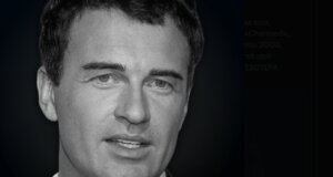 Ο Τζούλιαν ΜακΜάχον έφυγε από τη ζωή σε ηλικία 56 ετών ο ηθοποιός του «Nip/Tuck» βυθίζοντας στη θλίψη τον καλλιτεχνικό κόσμο.