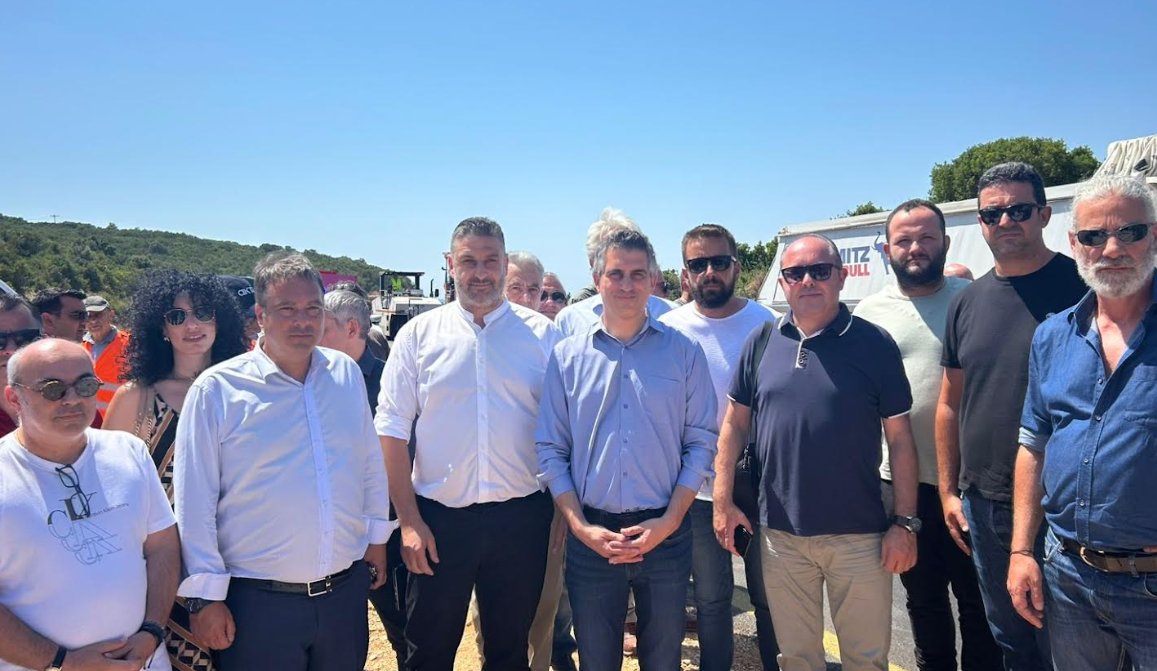 Ο Χρίστος Δήμας πραγματοποίησε αυτοψία στο έργο κατασκευής και αναβάθμισης της οδικής σύνδεσης Βόνιτσας - Λευκάδας.