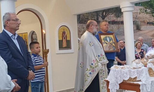 Στην Αγία Σοφία, στο Θέρμο, τελέστηκε Δέηση με Αρτοκλασία στο Εκκλησάκι της Μεταμορφώσεως του Σωτήρος, μετά από 50 χρόνια!