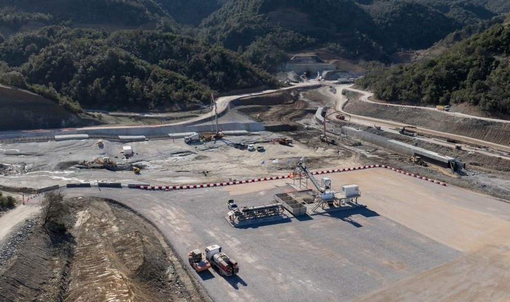 Το Εργατικό Κέντρο Αγρινίου εξέδωσε ανακοίνωση μετά τη θλιβερή είδηση για την απώλεια του Στέφανου Μήτσου στο έργο της αντλησιοταμίευσης.