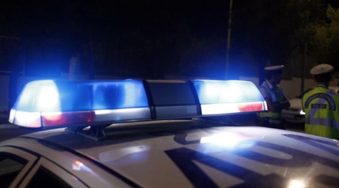 Στη Γραμματικού Αγρινίου άπαντες είναι σοκαρισμένοι - 49χρονη εντοπίστηκε νεκρή από τον 51χρονο σύζυγό της.