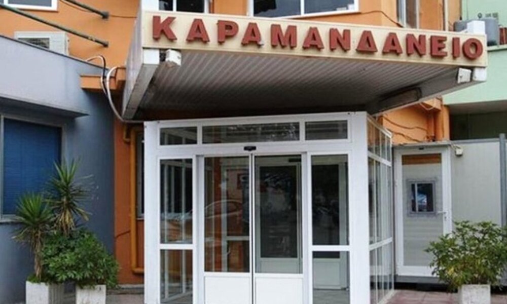 Στην Πάτρα ο Άδωνις Γεωργιάδης έδωσε εντολή να εκκενωθεί το «Καραμανδάνειο» για καθαρά προληπτικούς λόγους.