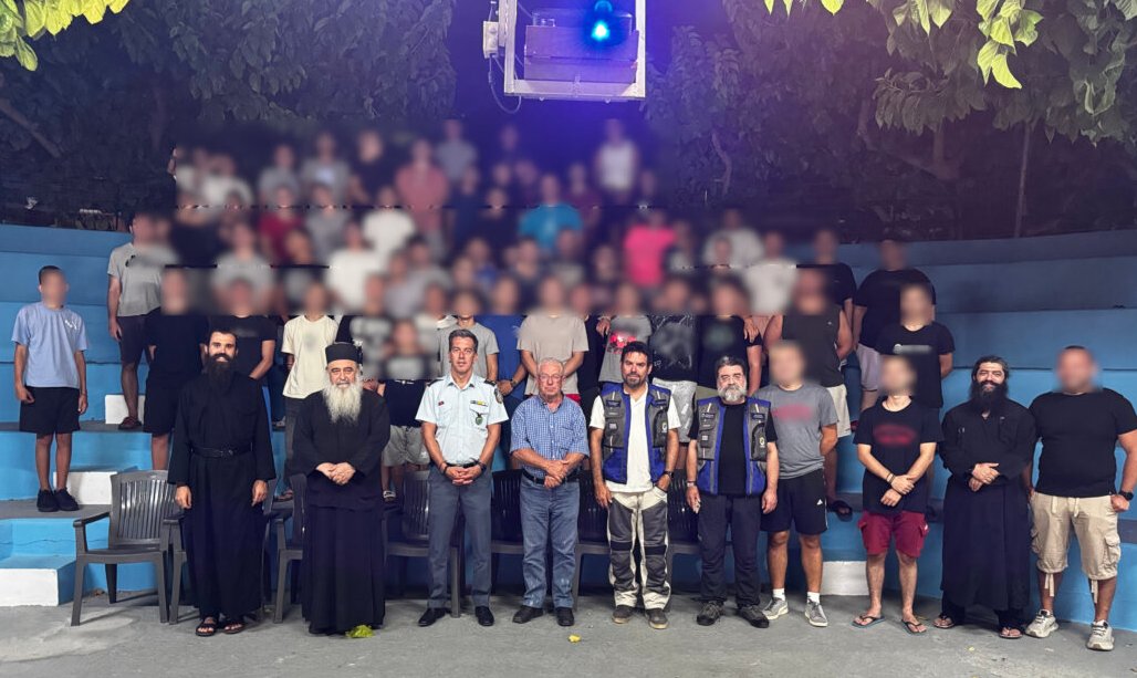 Η ΕΛ.ΑΣ. στη Ναυπακτία - Ενημερωτική δράση στο πλαίσιο της Εκστρατείας «Μηδενικής ανοχής στη μη χρήση κράνους».