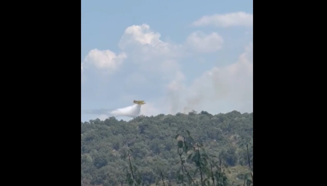 Ο Δήμος Ξηρομέρου προχώρησε σε επίσημη ενημέρωση για την επικίνδυνη φωτιά που ξέσπασε ανάμεσα σε Στρογγυλοβούνι και Παλαιομάνινα.