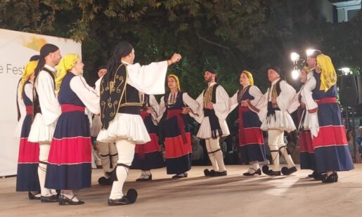 Στην Πλατεία Δημοκρατίας, στο Αγρίνιο την 24η Αυγούστου με χορό και παράδοση ξεκίνησε το 20ο Διεθνές Φεστιβάλ Παραδοσιακών Χορών!
