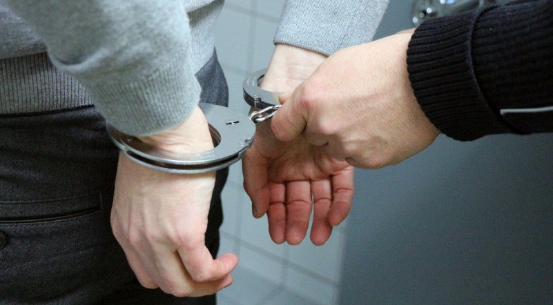 Η ΕΛ.ΑΣ. ενημερώνει σχετικά με νέες συλλήψεις στο Αγρίνιο για καταδικαστική απόφαση και παράνομη οπλοκατοχή.