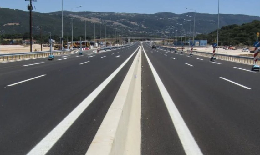 Η Ιόνια Οδός στο επίκεντρο των εξελίξεων - Ένα κοπάδι προβάτων διέκοψε το απόγευμα της Τρίτης, 2 Σεπτεμβρίου 2025 την... κυκλοφορία!