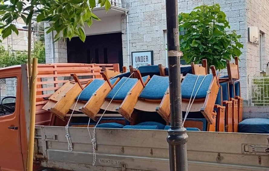 Στο Αγρίνιο η τελευταία ιδιωτική κινηματογραφική αίθουσα της πόλης με την επωνυμία «Ετουάλ» πέρασε στην ιστορία!