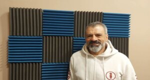 Ο Αντιδήμαρχος Αγρινίου Λάμπρος Σκουφής απάντησε στον Κώστα Πιστιόλα λέγοντας πως «η Δημοτική Αστυνομία οφείλει να εφαρμόζει τους νόμους του Κράτους».