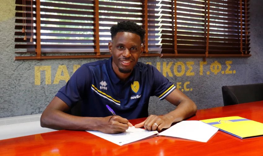 Ο Παναιτωλικός στην SL1 2025 - 2026 ήρθε σε οριστική συμφωνία με τον Μπένι Ενκολολό, υπέγραψε συμβόλαιο ενός έτους.