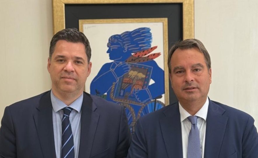 Ο Θανάσης Παπαθανάσης συνάντησε τον Θανάση Κοντογεώργη για το Τοπικό Σχέδιο Ανάπτυξης της Αιτωλοακαρνανίας.