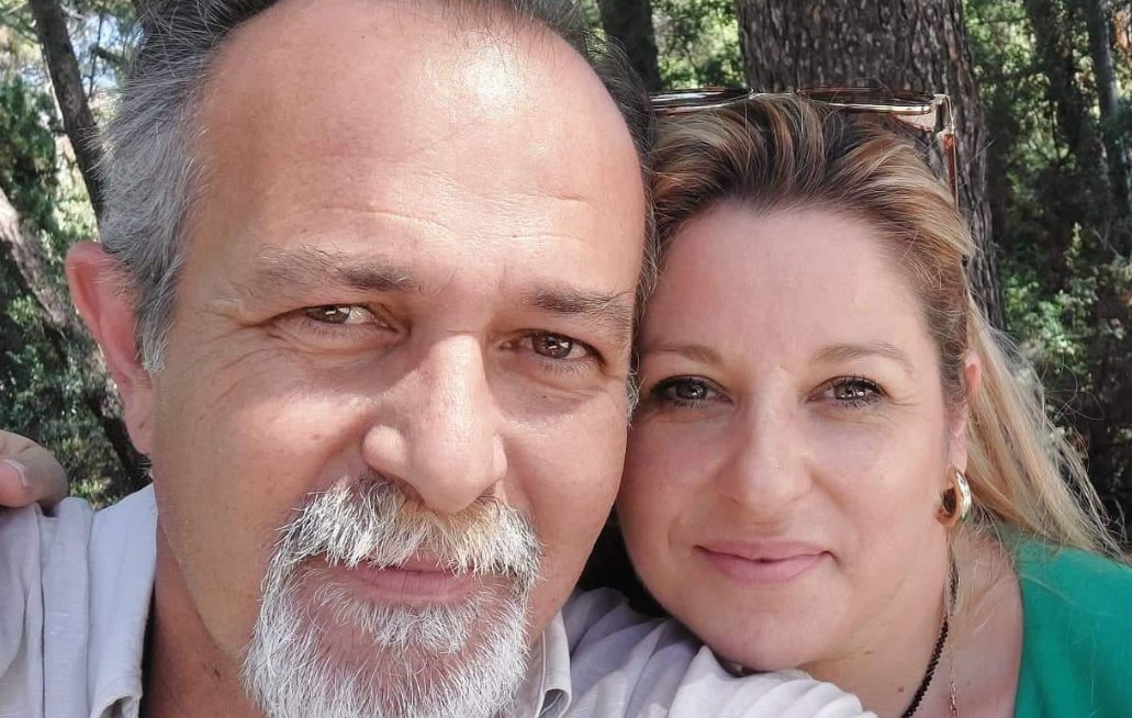 Ο Γιώργος Παυλάκης δεν είναι πλέον ανάμεσά μας, τα λόγια της συζύγου του Μεσολογγίτη εικονολήπτη στα Social Media «ραγίζουν» καρδιές.