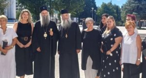 Η Χρυσούλα Τασολάμπρου με συγκίνηση και υπερηφάνεια γνωστοποίησε πως η Αγρινιώτικη Χορωδία «Αγία Σκέπη» επισκέφθηκε το Πατριαρχείο Σερβίας.