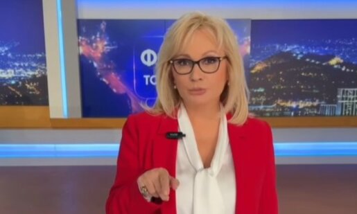 Η Αγγελική Νικολούλη από τον Πύργο Ηλείας στο Mega Channel για την 31η συνεχόμενη σεζόν της εκπομπής «Φως στο Τούνελ» με... κόκκινο σακάκι!