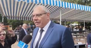 Την 28η Οκτωβρίου μετά το τέλος της Μαθητικής Παρέλασης ακολούθησαν δηλώσεις από τον Αμφιλοχιώτη Εκπρόσωπο της Κυβέρνησης, Βουλευτών και της Τοπικής Αυτοδιοίκησης.