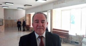 Ο Δημήτρης Νικάκης ανακοίνωσε εκ νέου υποψηφιότητα για την Προεδρία του Δικηγορικού Συλλόγου Αγρινίου, ενόψει των αρχαιρεσιών που θα διεξαχθούν στα τέλη Νοεμβρίου.