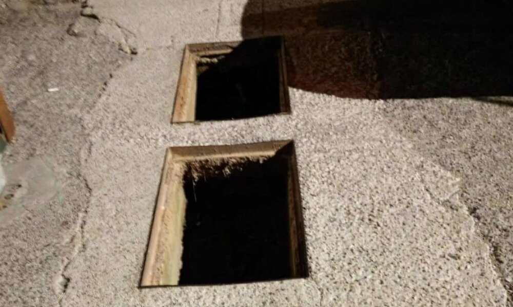Στο Αγρίνιο το πρωί της 13ης Οκτωβρίου έγινε γνωστό πως άγνωστοι «εξαφάνισαν» τις σχάρες από τα φρεάτια στο κτίριο του πρώην Πολυκλαδικού.