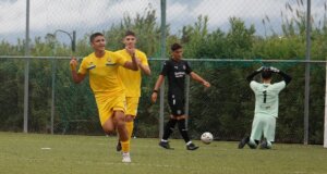 Για τη Super League K19 ο Παναιτωλικός κέρδισε με 2-1 τον Ο.Φ.Η. προσφέροντας άλλη μια χαρά μετά τη νίκη της ανδρικής ομάδας.