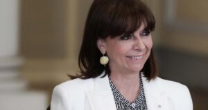 Η Κατερίνα Σακελλαροπούλου, τέως Πρόεδρος της Δημοκρατίας την 5η Νοεμβρίου και ώρα 19:00 θα βρίσκεται στο ΔΗ.ΠΕ.ΘΕ. Αγρινίου για τις «Διαλέξεις με θέα».